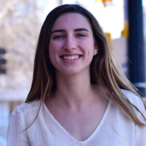 Madeleine Roglich headshot