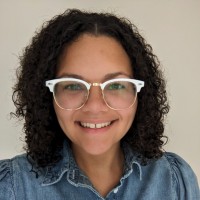 Amanda Williams Kozik headshot