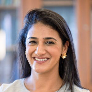 Neha Santiago headshot