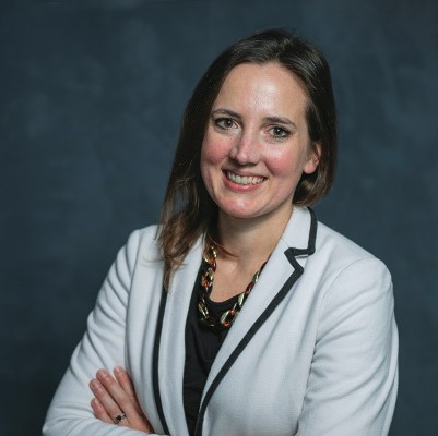 Sarah Wolfolds headshot