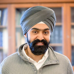 Savneet Singh headshot